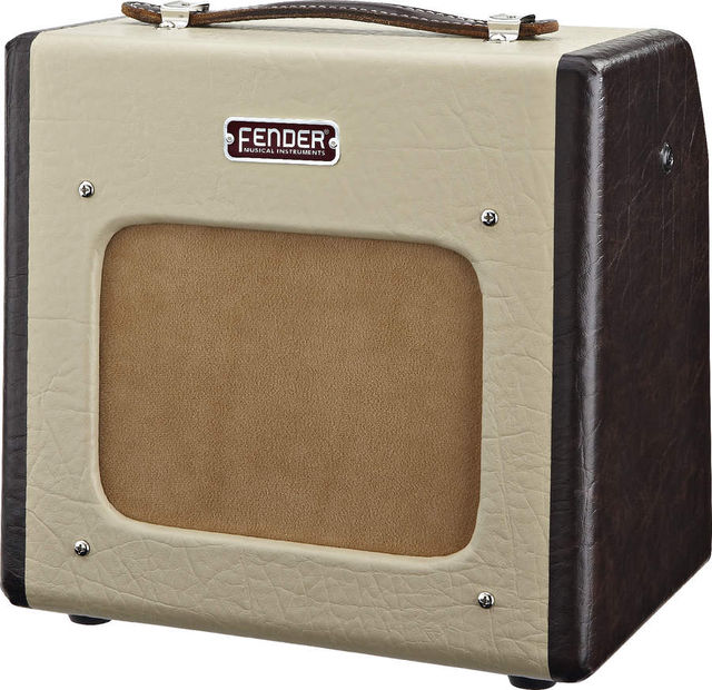 Vintage-correct livery and old-school tube tone